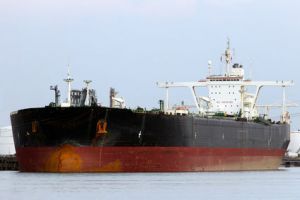 Oil tanker