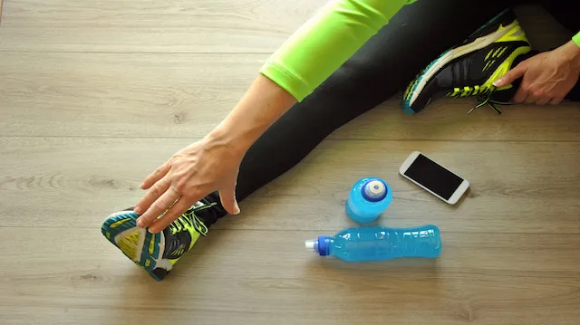 runner legs stretched