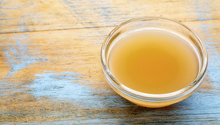 Apple cider vinegar can help clogged ears