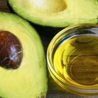 Reasons to cook with avocado oil